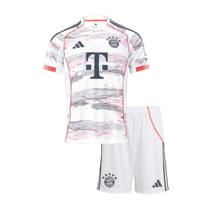 חליפת ילדים באיירן מינכן חוץ 2025/2026 - צד קדמי