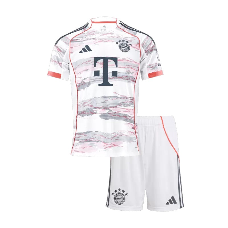 חליפת ילדים באיירן מינכן חוץ 2025/2026