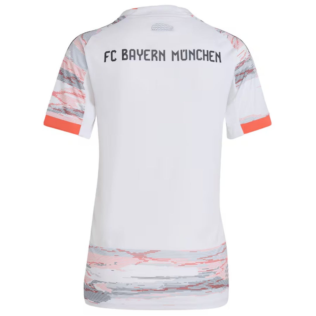 חולצת נשים באיירן מינכן חוץ 2025/2026 - צד אחורי